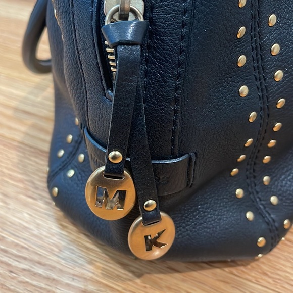 MICHAEL KORS Astor II Large Shoulder Satchel - Picture 4 of 12